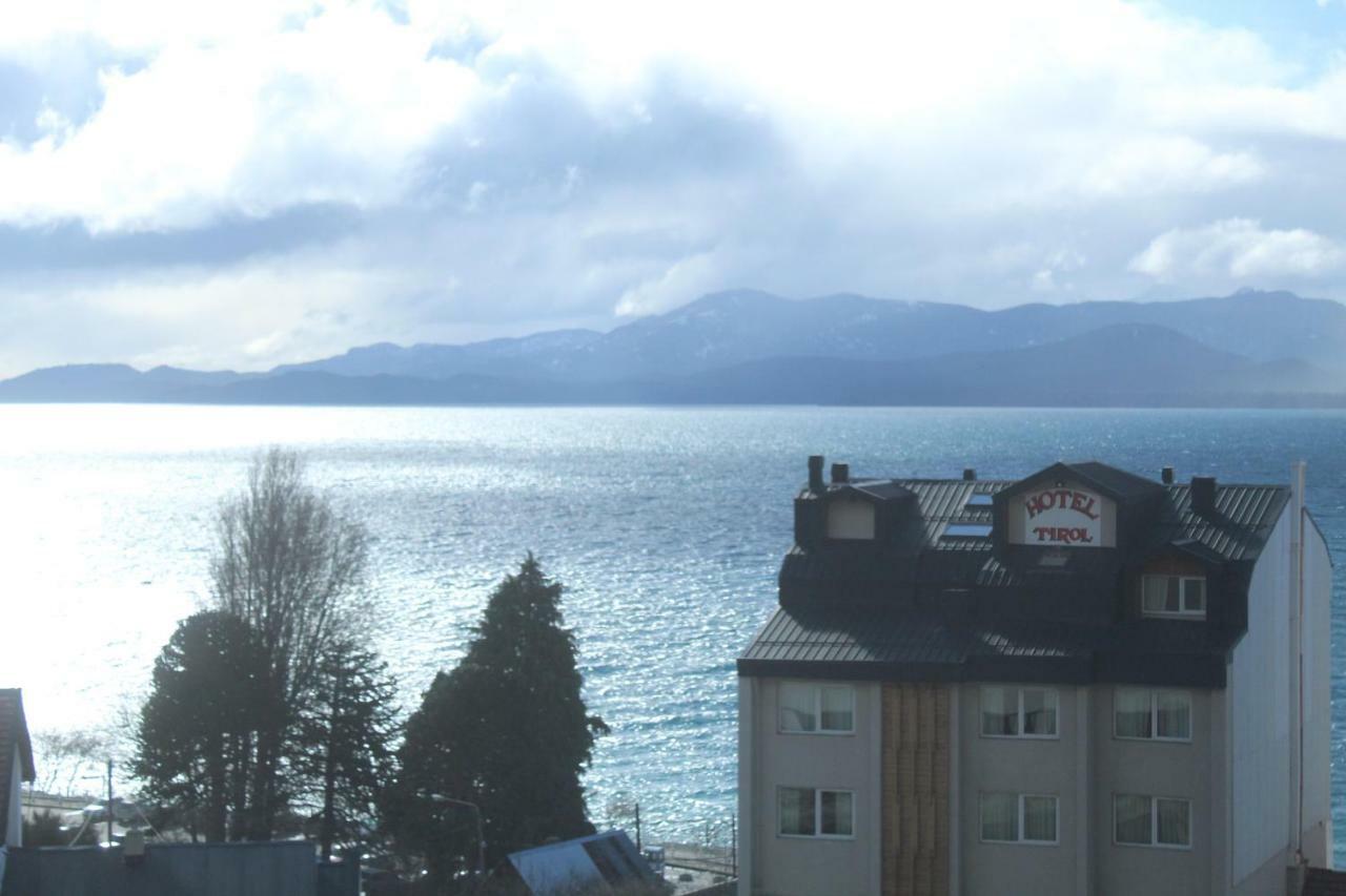 Apartamento Departamento en el centro de Bariloche Exterior foto
